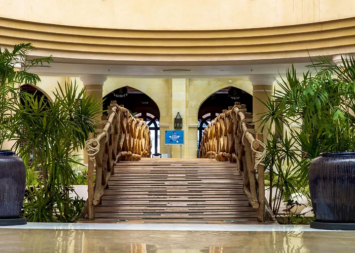 Savoy Sheikh Resort 5*